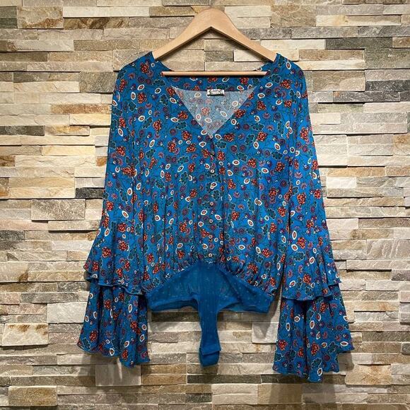 Intimately Free People Bodysuit M Azure | She’s Dainty Floral Bell Sleeve V-Neck - Picture 2 of 8